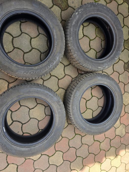 Anvelope Pirelli 205 65 R17 Fagaras • OLX.ro