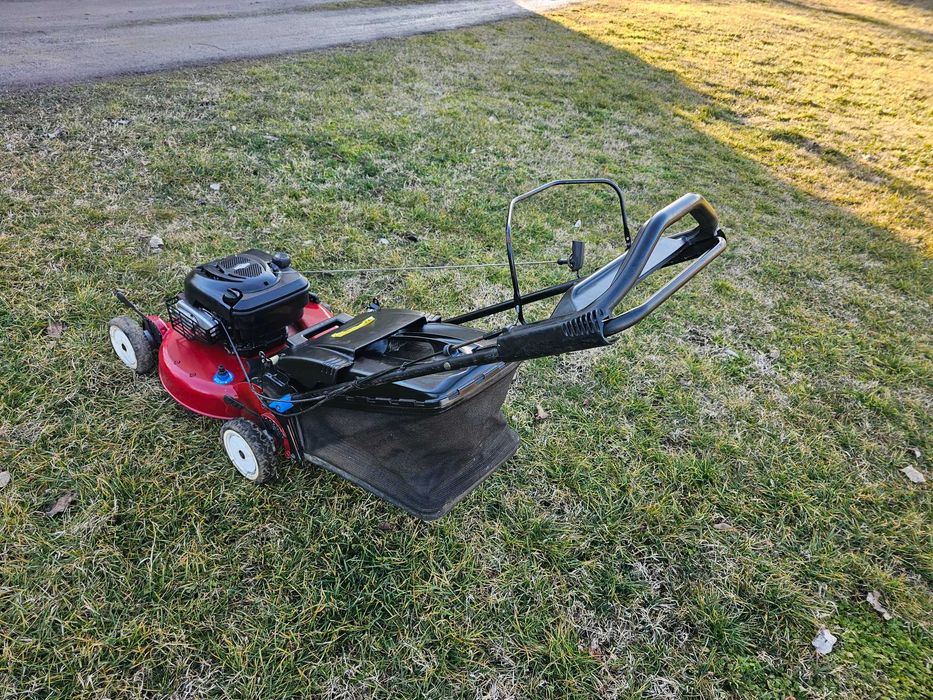 СамоХодна Косачка TORO 5,5.к.с./Мулчира. Перфектна.