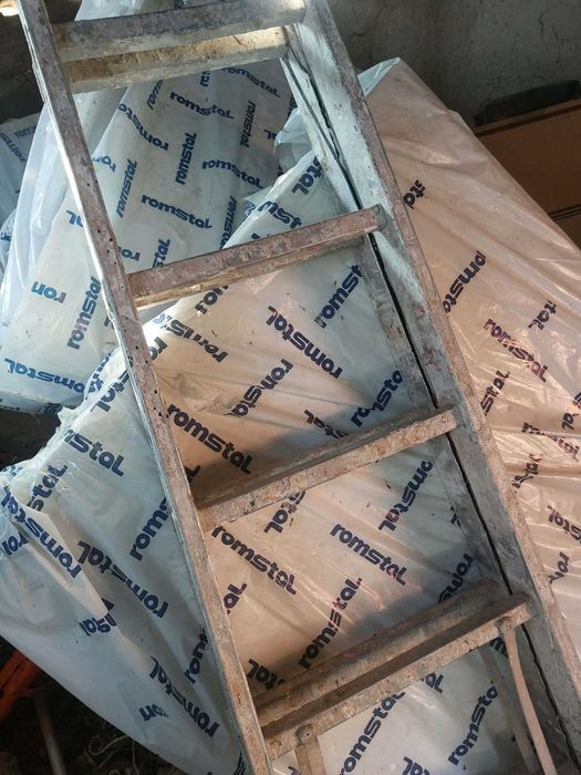 Materiale construcții