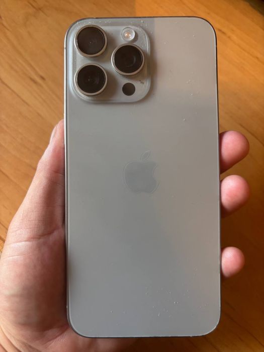 Продам iphone 15 pro max 512gb акб 88%
