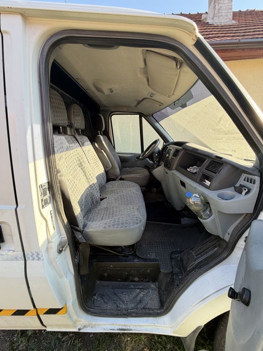 Vand sau schimb cu autoturism/suv peste 2012