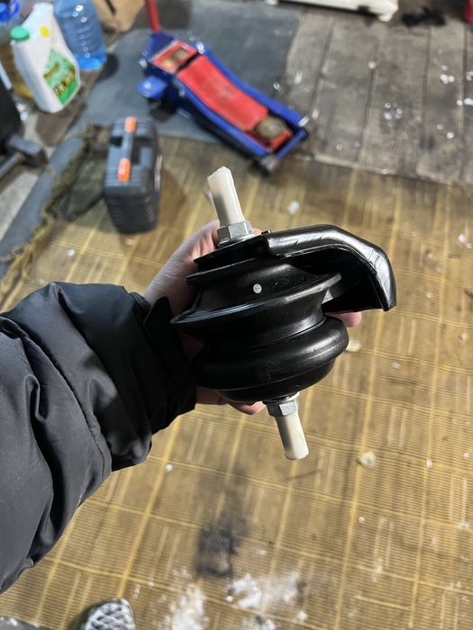 Подушки двигателя jzx90