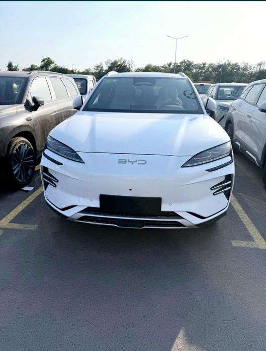 **BYD chempion 605 smart 2026 model