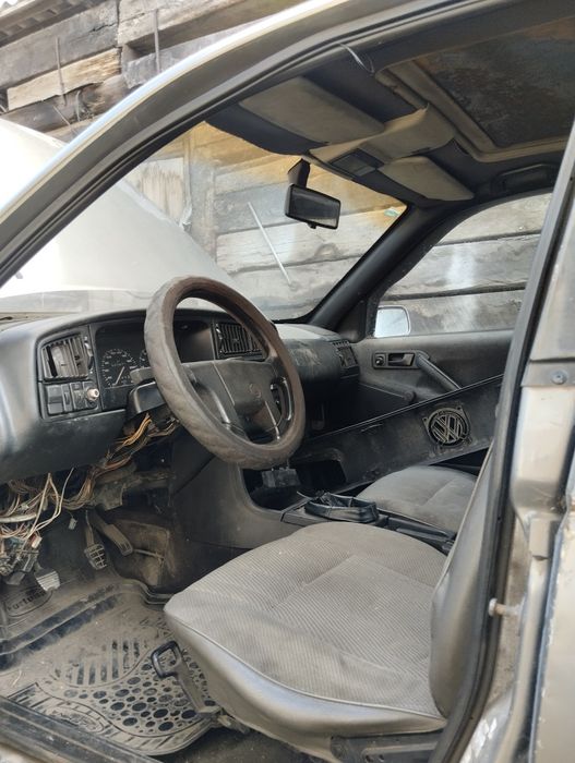 Пасат б3 продам на востановление