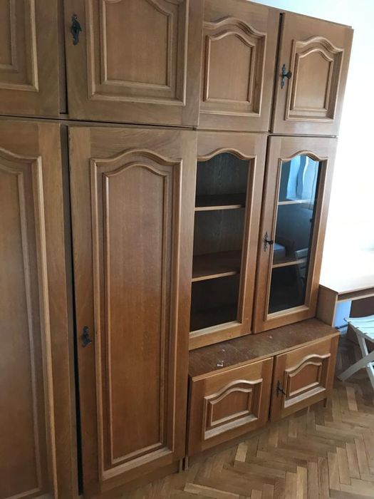 Închiriez Apartament