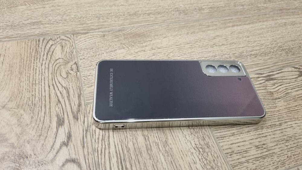 Чехол на Samsung S21 новый