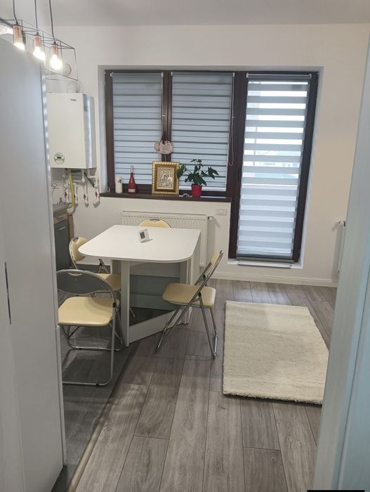 Închiriez apartament 2 camere