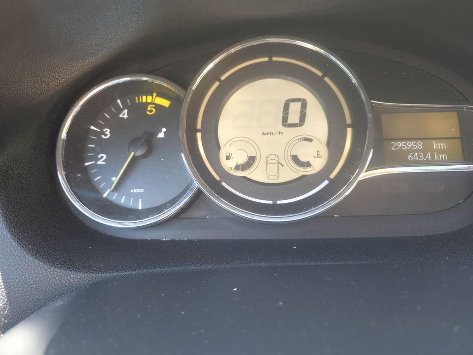 RENAULT Megane 2012 — imagine 2