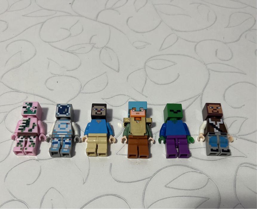 Продам оригинал лего фигурки