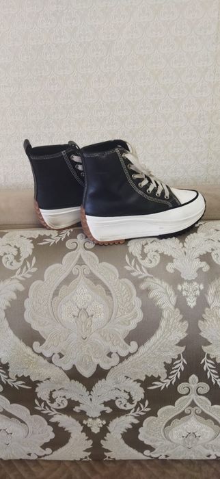 Продам не дорого обувь