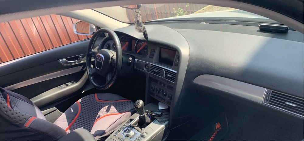 Vând Audi A6, anul 2006, motor 2.0 diesel