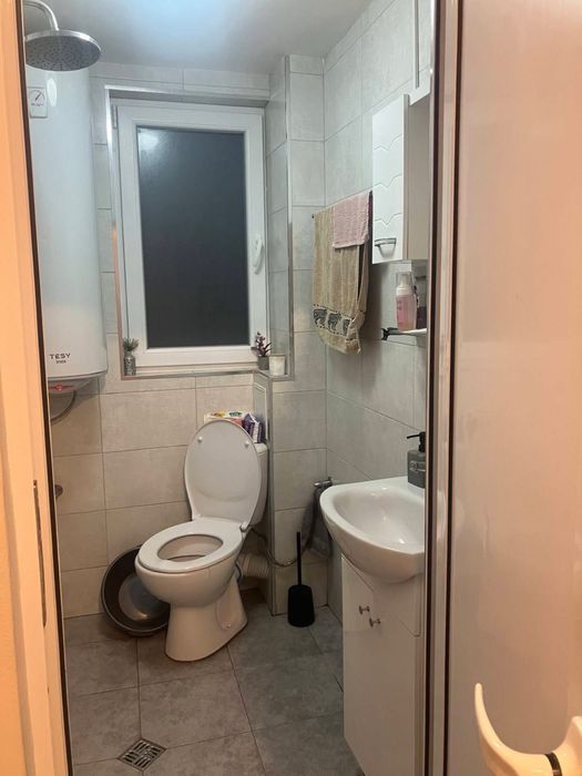 Етаж от къща с. Чепинци на 10 км от София