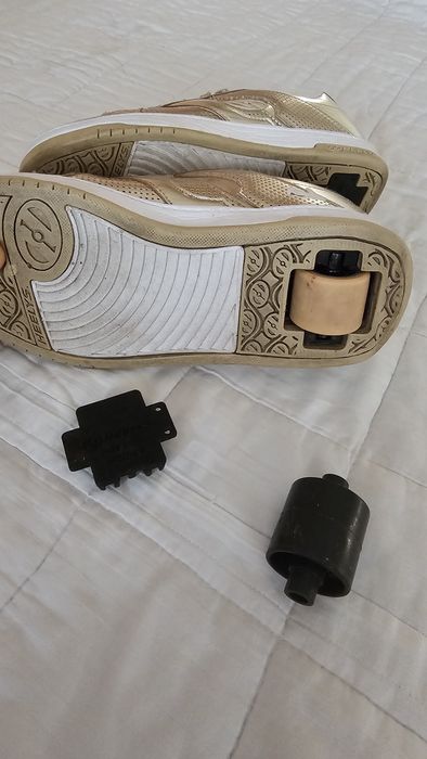 Кроссовки Heelys 37 размер