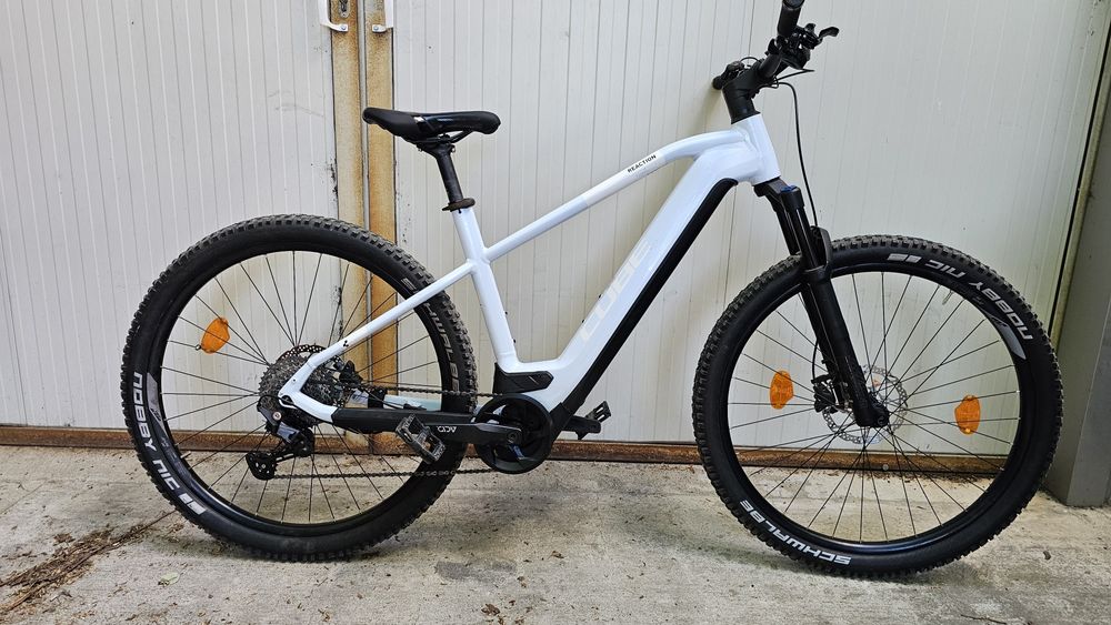 29" cube reaction  ebike