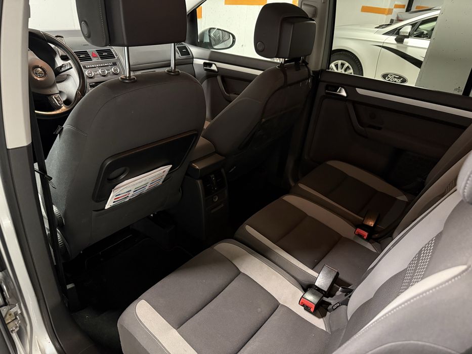 Volkswagen Touran 2014