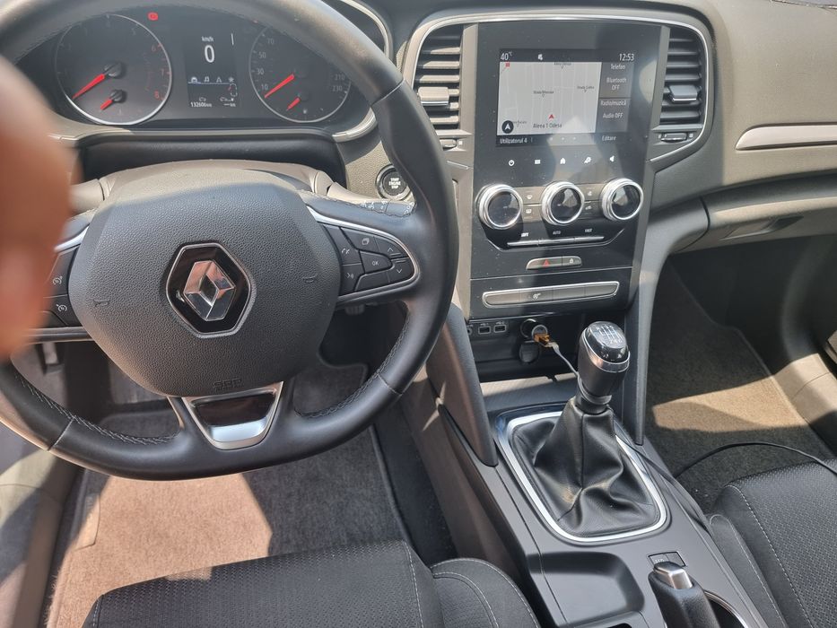 RENAULT 4 2022 — imagine 5