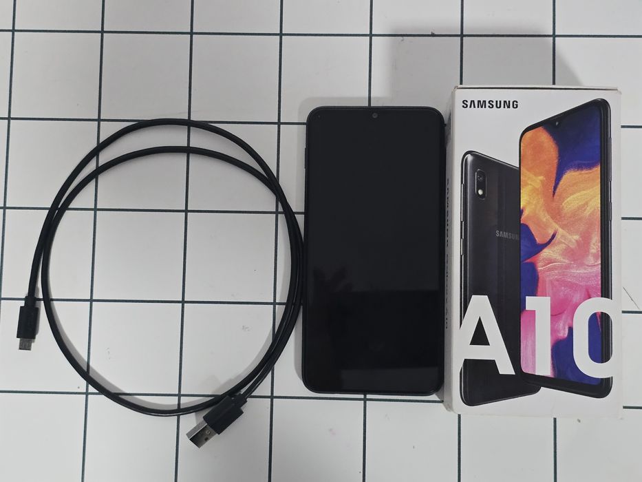 Vând telefon Samsung Galaxy A10
