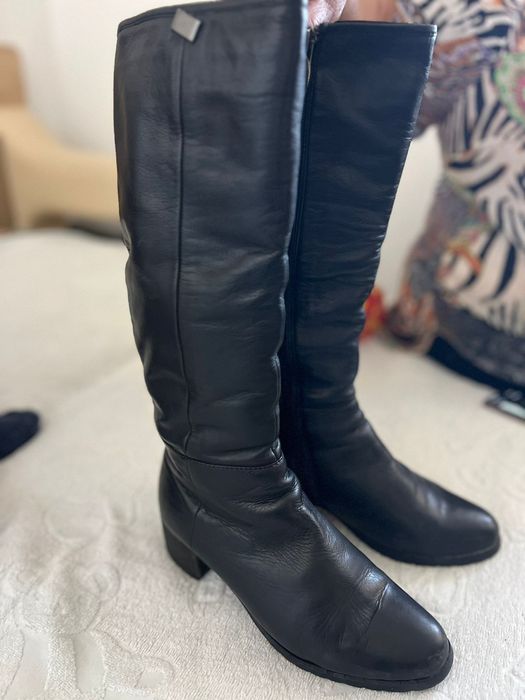 Срочно продам женские вещи