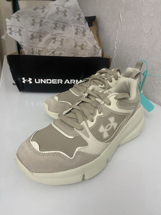 Кроссовки under armour