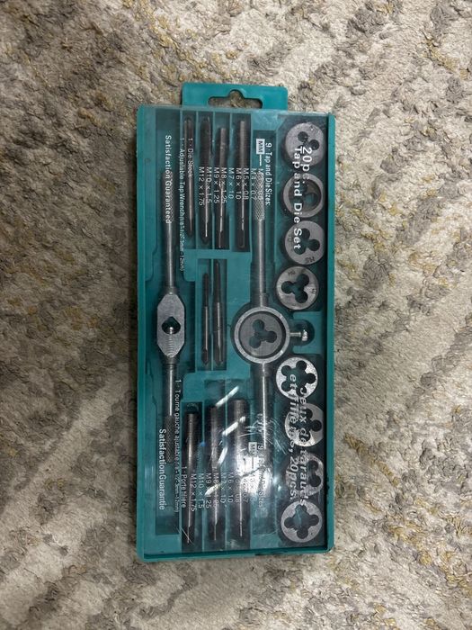 Набор метчиков..