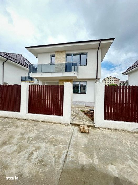 Ansamblu de Case/Vile Individuale S+P+1E str Toamnei