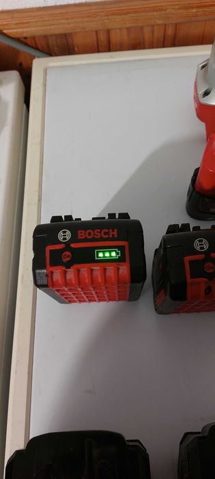 Батерии MILWAUKEE