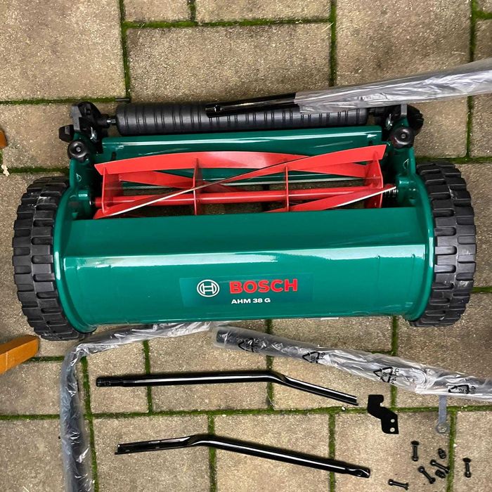 Bosch AHM 38 G – mașină de tuns gazon manuală