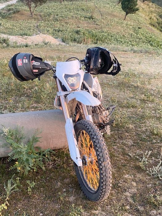 Продам эндуро 06