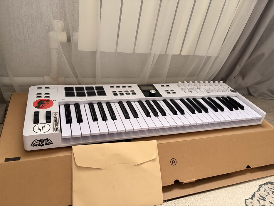 MIDI-клавиатура Arturia Keylab Essential 49 MK3