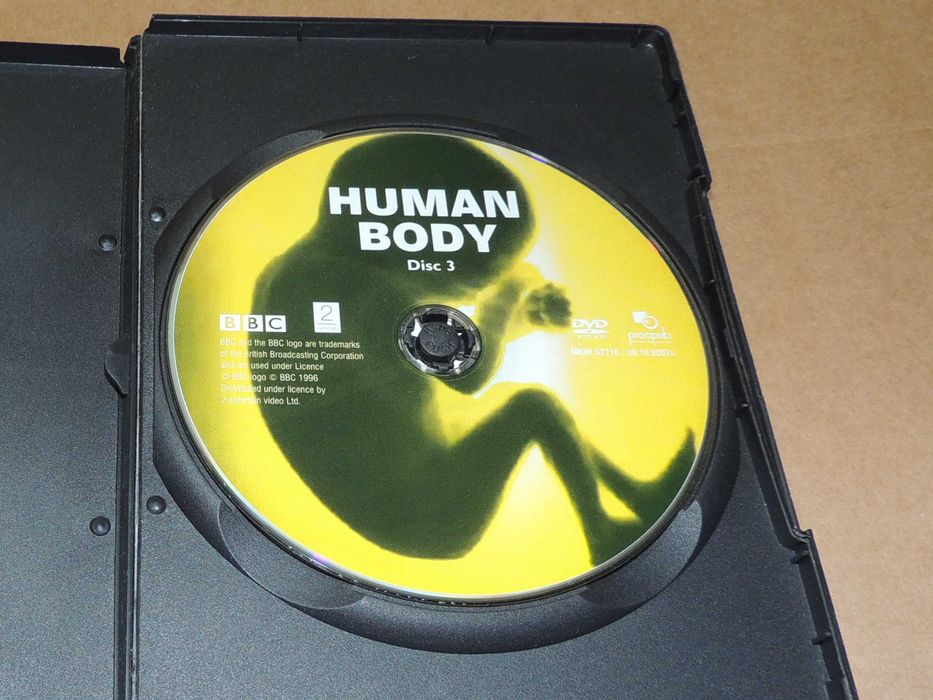 DVD planeta 2005 prima. DVD Странни птици  + DVD Човешкото тяло част 3