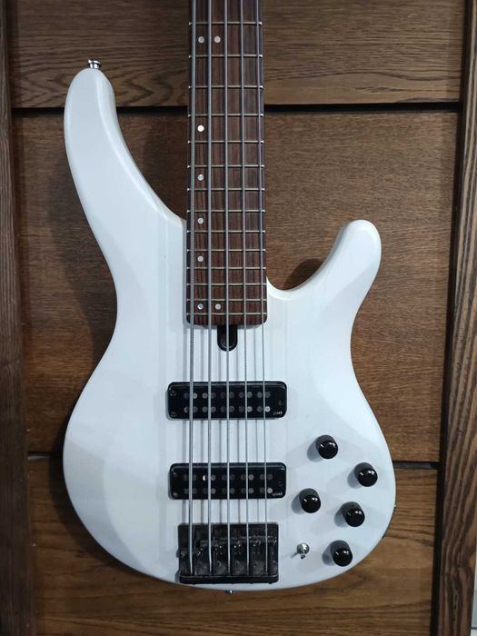 Chitara bass YAMAHA TRBX 505 TWH