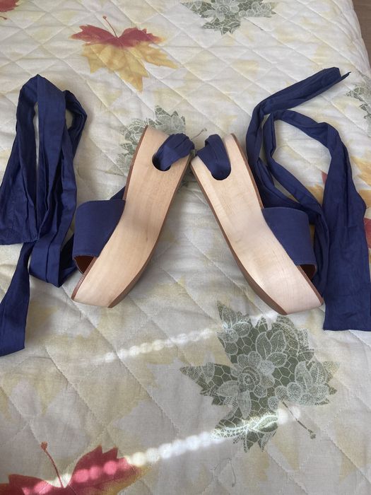 Сандали 20 лв Кецове Converse номер 38 за 40 лв .