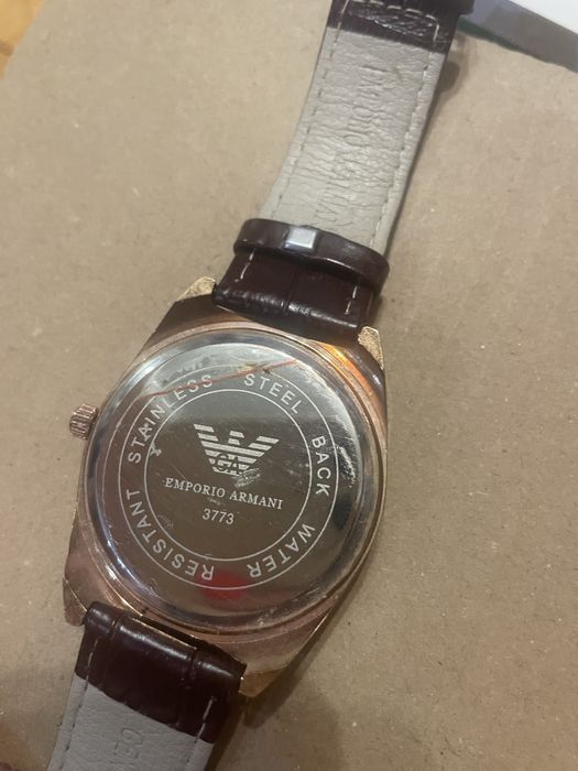 Часовник Emporio Armani