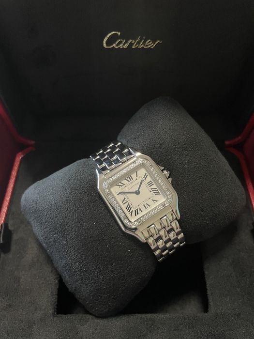 Часовник Cartier Panthère Medium Diamonds
