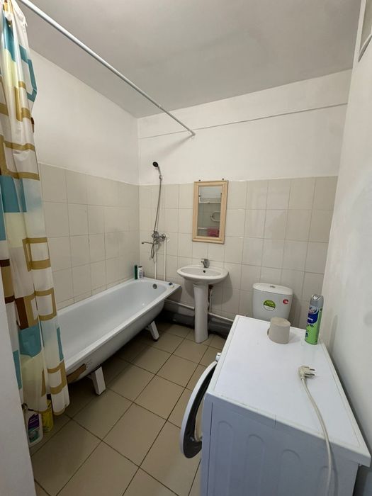 Продаётся 1 комн мкрн Самал