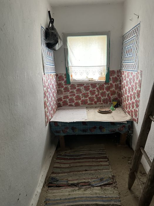 Vand Casa Batraneasca in comuna Jitia judetul Vrancea