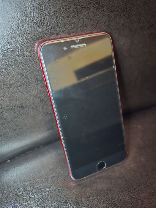 Apple iPhone 8 Plus 64GB  RED Funcțional