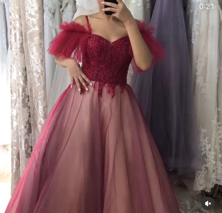 Продам вечернее платье новое