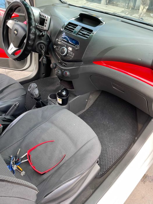Chevrolet Spark 1.0 2011