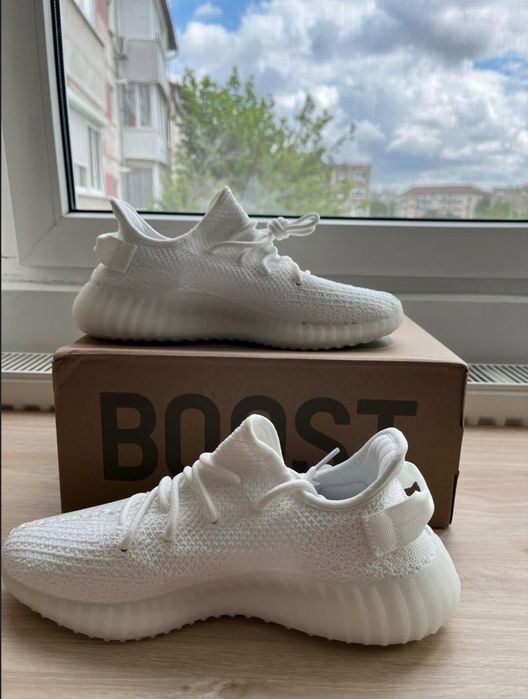 Yeezy 350 ,,White”- noi,nefolositi