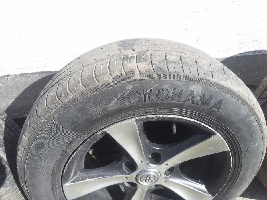 Продам колеса на Камри