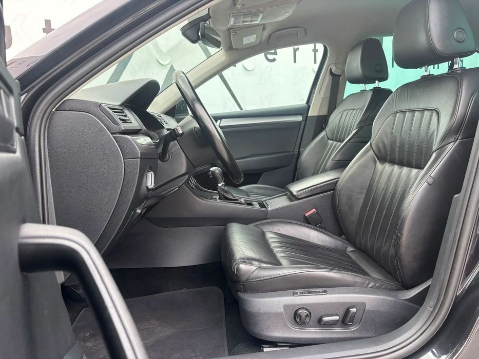 Skoda Superb SKODA SUPERB 1.6 TDI 120 CP DSG Comfortline