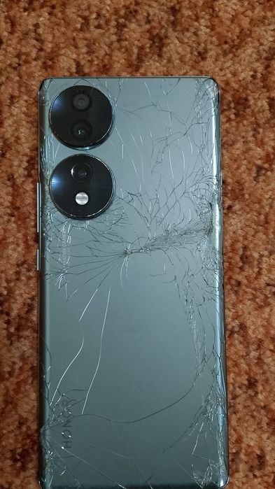 Срочно продам телефон