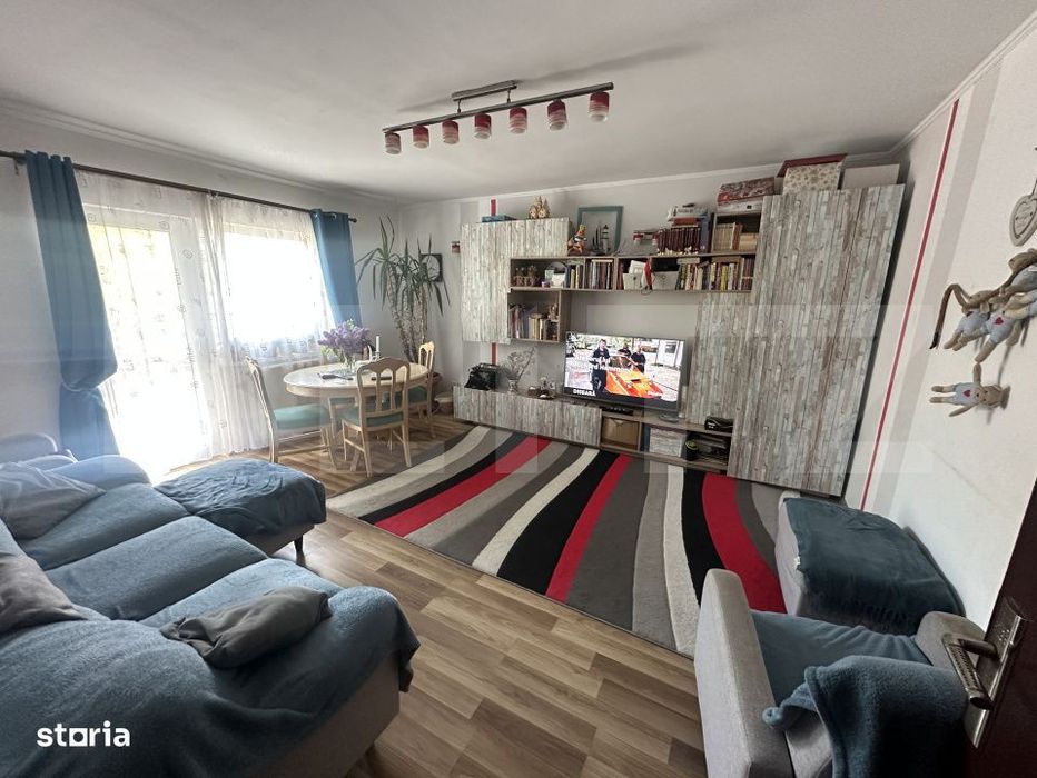 Apartament 4 camere, 82 mp utili, Micro 16