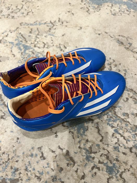 Продам бутсы Adidas f30