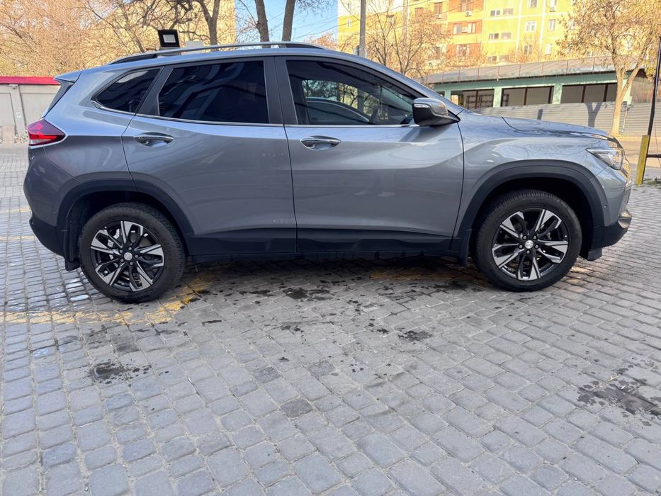 Tracker 2 premier 2023