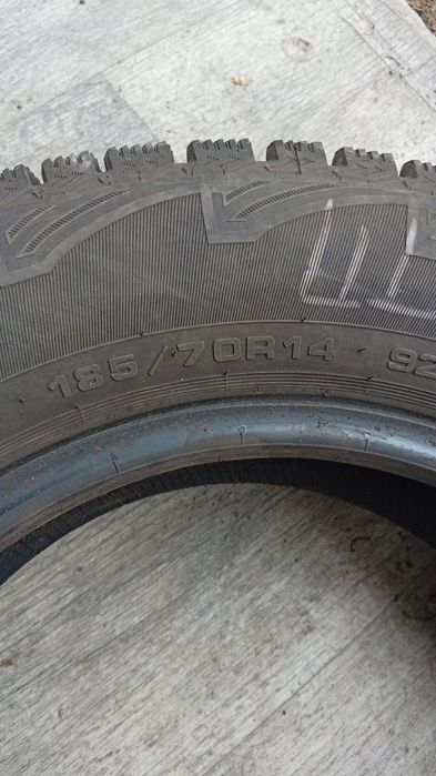 резина зимняя б/у