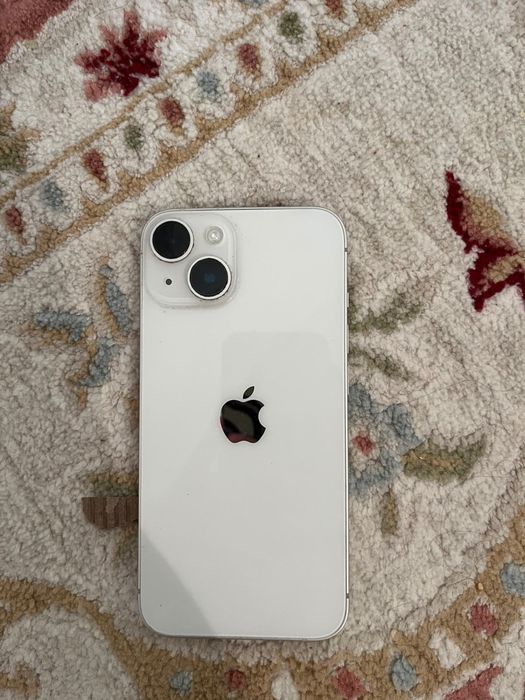 iPhone 14.