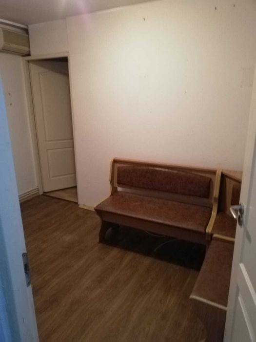 apartament 3 camere de vanzare