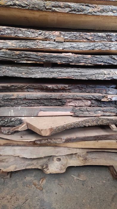 Продам доску. Карагач (вяз). Необрезная. Камерной сушки. III Сорт